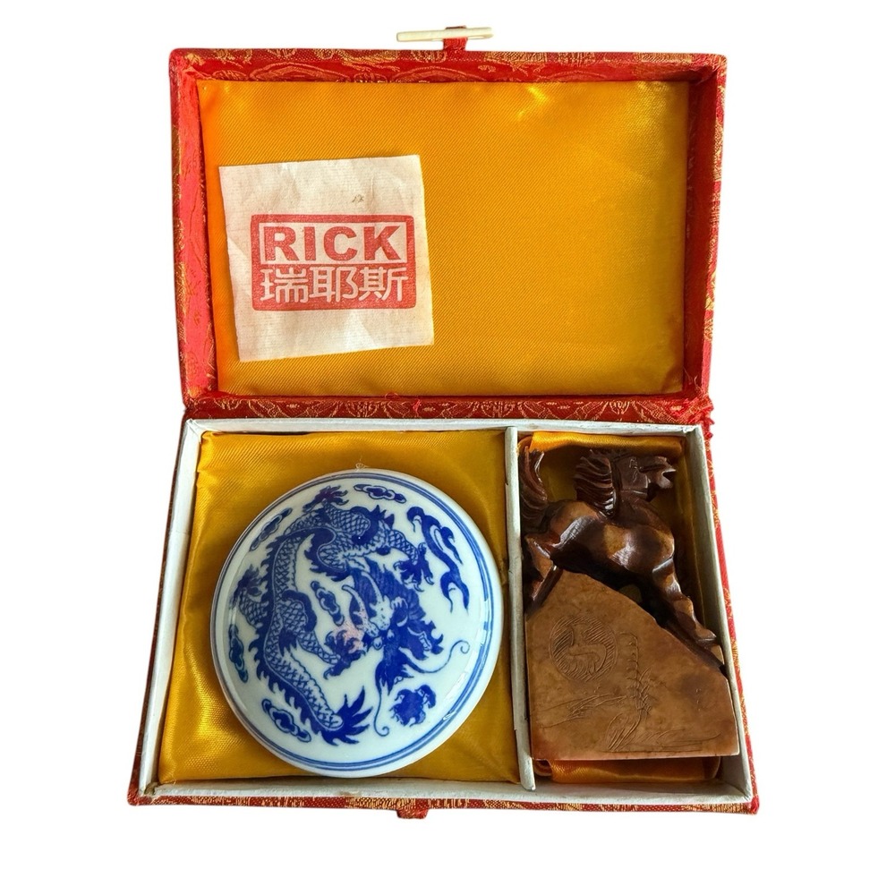 Chinese Red Wax Seal Jade Porcelain Dragon Container Stone Stamp Press Rick